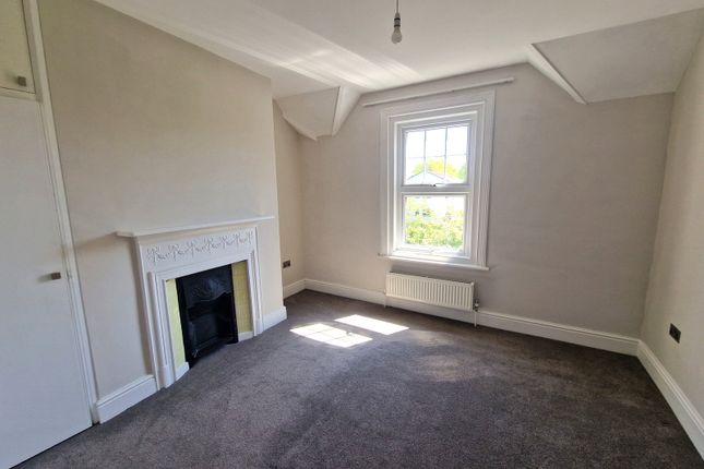 Lydwin Grange, 2,The Charlwood, Stevenstone Road, Exmouth photo 4