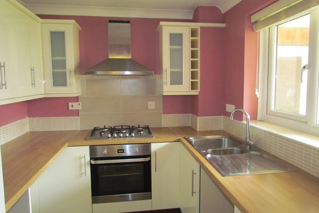 Flat 3 Victoria Court Second Ave,, Harwich, Essex photo 3