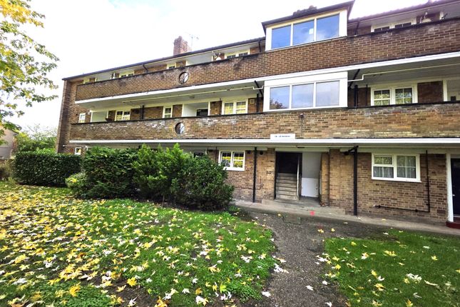 WELWYN GARDEN CITY photo 2