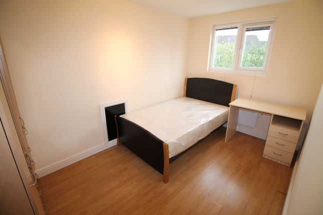 Thumbnail Flat to rent in North Road, Cathays, Cardiff