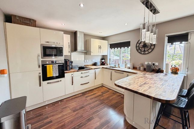 11, Bells Wood Court, Durham photo 4