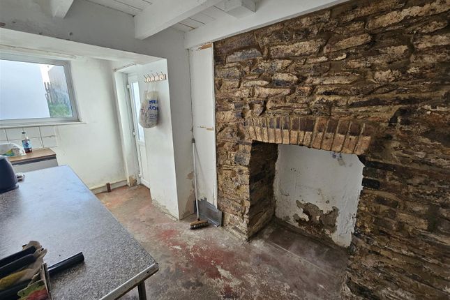 2 Delaware Cottages, Delaware Road, Gunnislake photo 3
