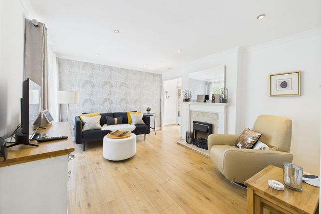 72, Curlew Drive, Reading photo 3