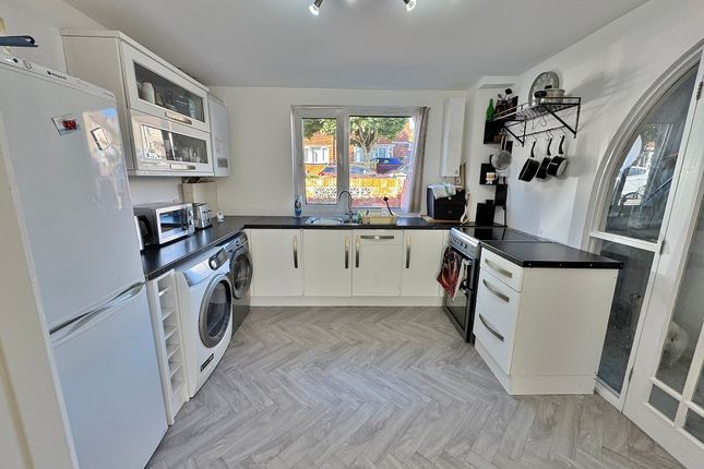 1, Shelley Avenue, Poets Corner photo 3