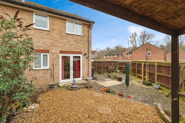 29, Primrose Close, Thetford photo 2