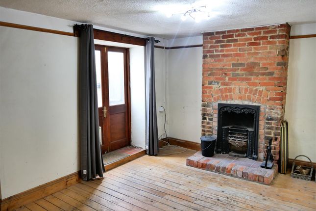 30, New Road, Calne photo 3