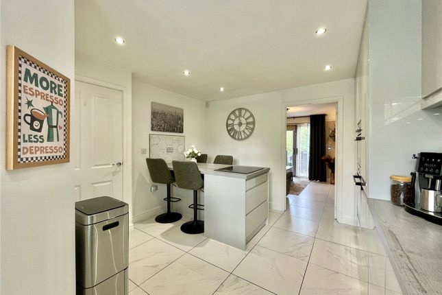 9, Worsley Close, Runcorn photo 3
