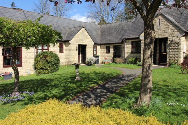 Thumbnail Bungalow for sale in Shepard Way, Chipping Norton