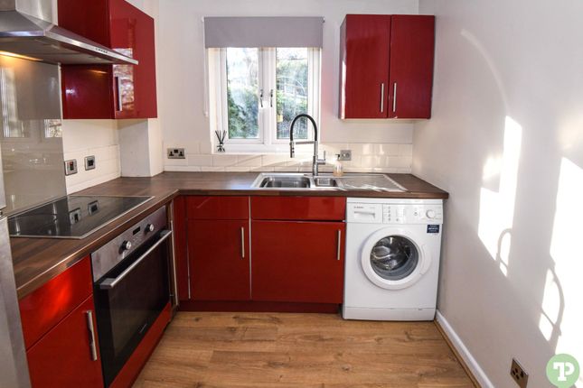 39 Kelham Hall Drive, Oxford photo 3