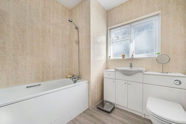 251, Court Road, Kent photo 4