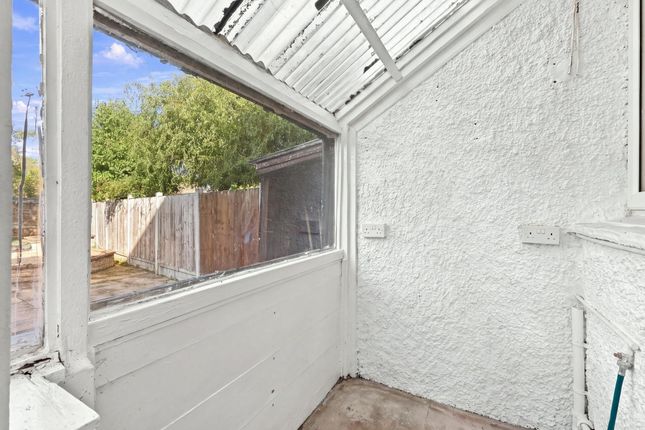 108 Hatch Road, Brentwood photo 4