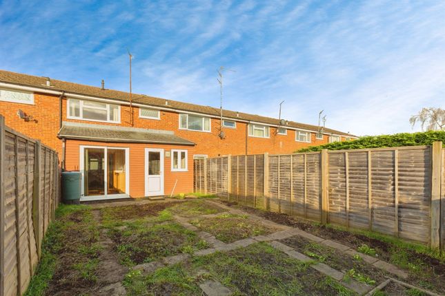 Terraced house for sale in Chaucer Drive, Aylesbury