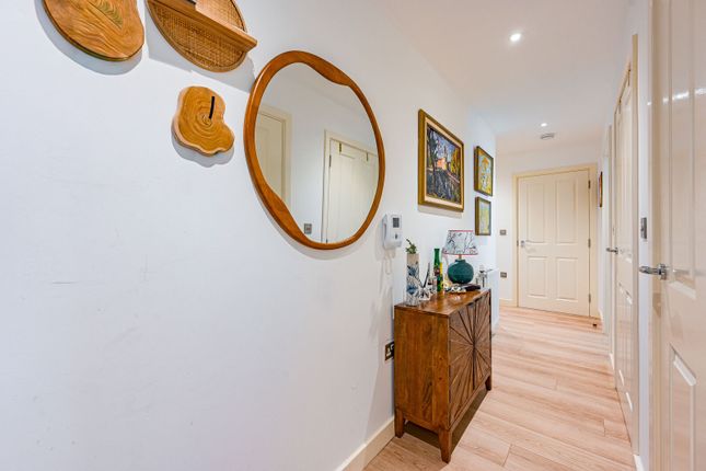 Finlay Court, Woolwich photo 3