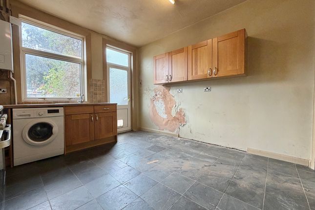 22 Bowman Street, Wakefield photo 4
