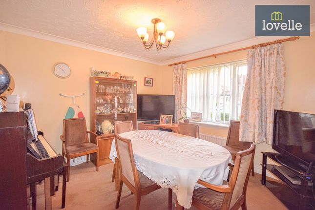 15, Eresbie Road, Louth photo 4