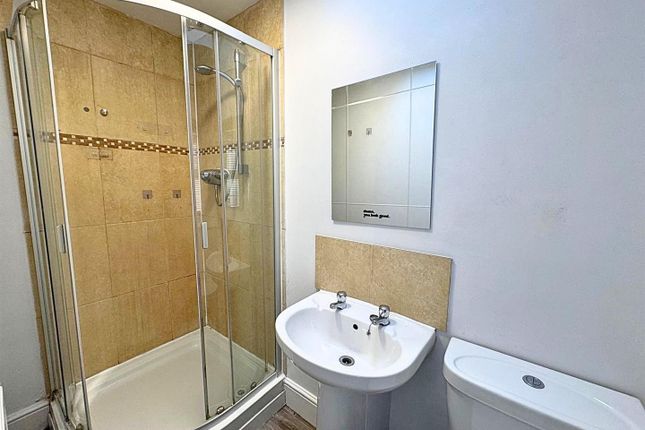16, Harvey Street, Lincoln photo 4