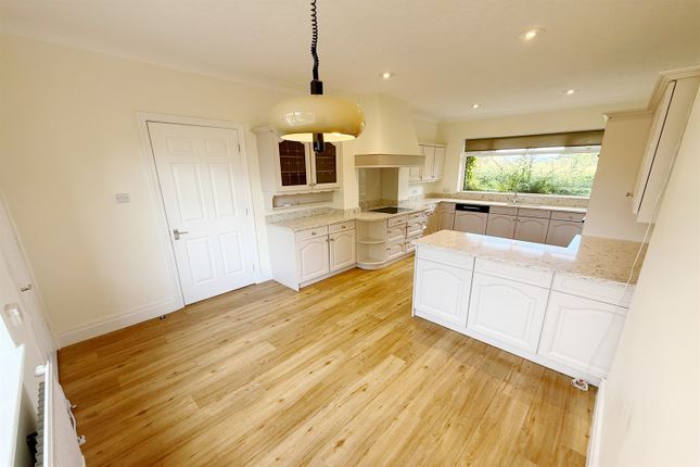 Kitchen Breakfast Room