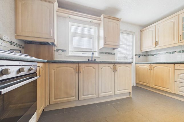 10, Dalmellington Court, Hamilton photo 4