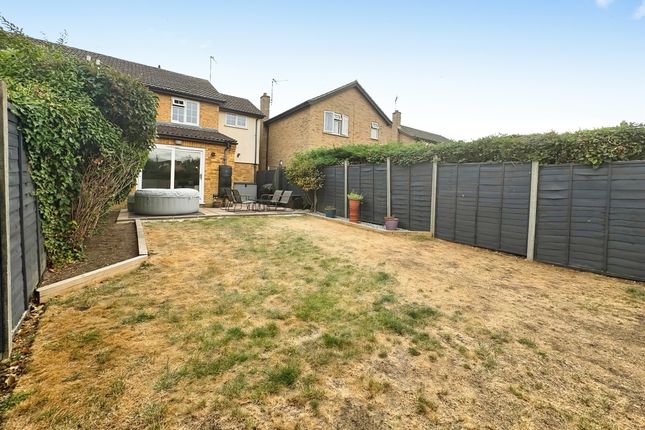 2, Fletchers Close, Huntingdon photo 3