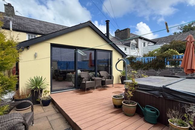 Gelli Aur, 12 Albert Street, Aberaeron photo 3