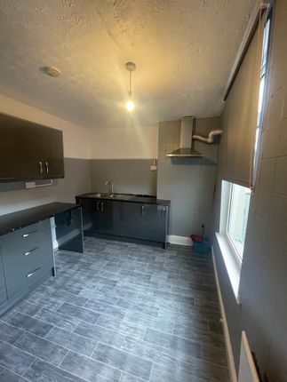 Thumbnail Flat to rent in Maynard Road, Leicester