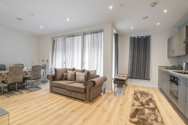 Thumbnail Flat for sale in Chamberlin Mansions, 10 Fielders Crescent, Barking