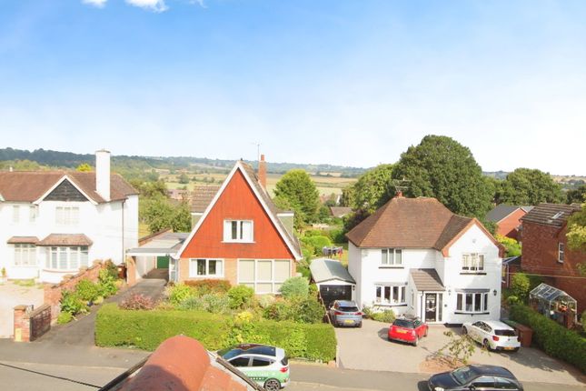 13, Manor Avenue, Kidderminster photo 3