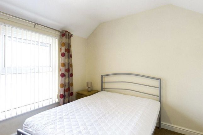 20, Alexander Street, Cardiff photo 5