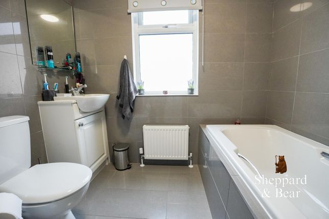 14, Queens Drive, Cardiff photo 4