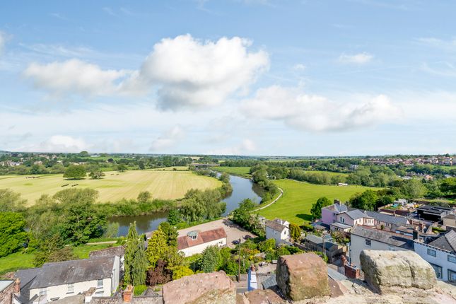 Thumbnail Town house for sale in Royal Parade, Ross-On-Wye