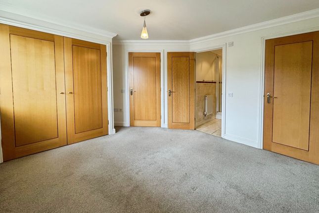Flat 10, Avalon Court London Road, Marlborough photo 3