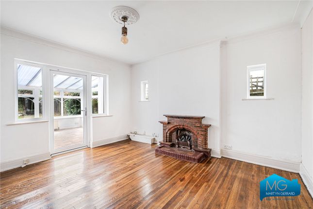 1528, High Road, London photo 3