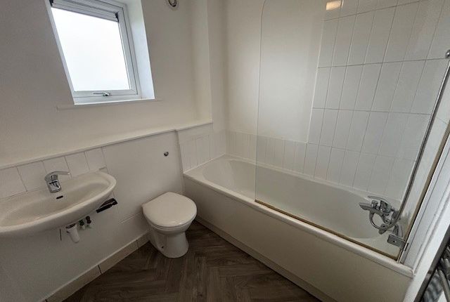 190, Leicester photo 4