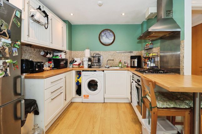 Flat 4, Beechwood House,, Beechwood Road, Bristol photo 4