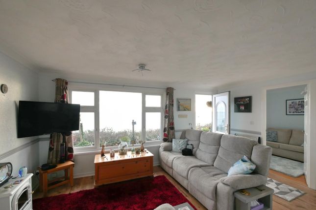 61 Lavernock Point, Fort Road, Penarth photo 4