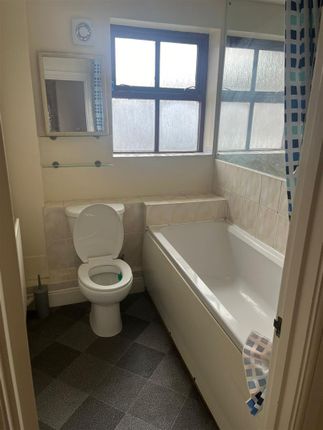 6, Fountain Court, Hill Lane, Winchester photo 3