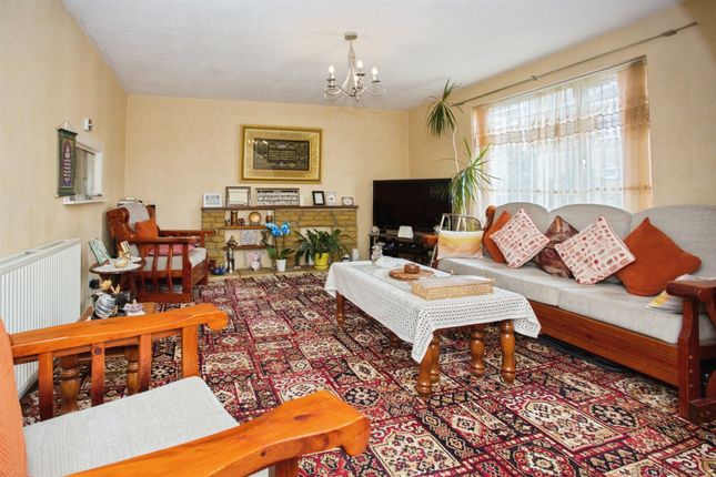 75, Teversham Drift, Cambridge photo 3