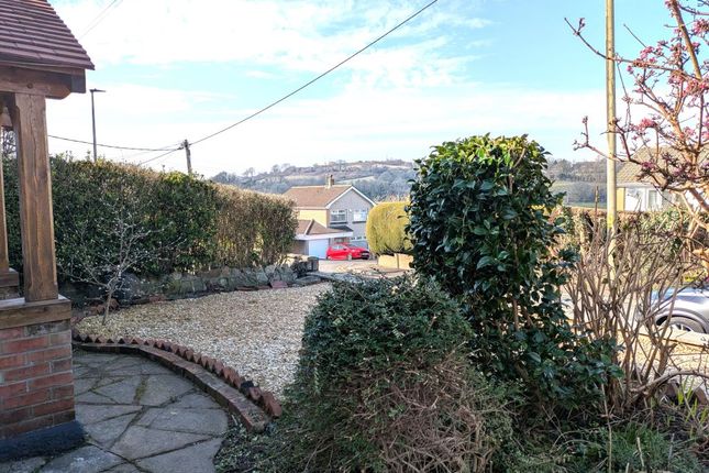 12 Swiss Valley, Llanelli photo 2