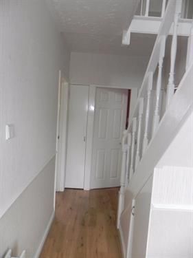 Room to rent in Yew Tree Drive, Guildford, Surrey