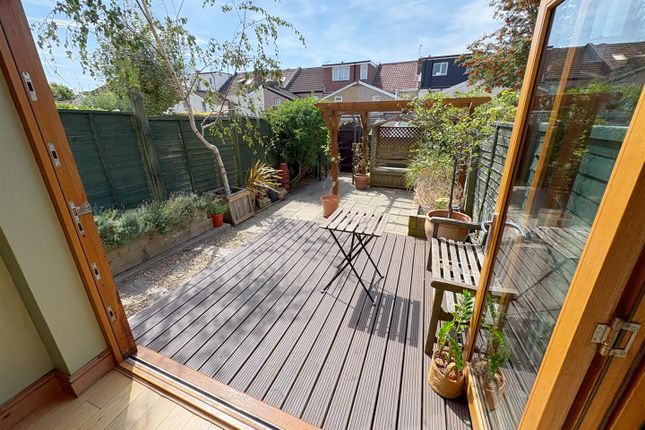 48, Harrowdene Road, Bristol photo 2