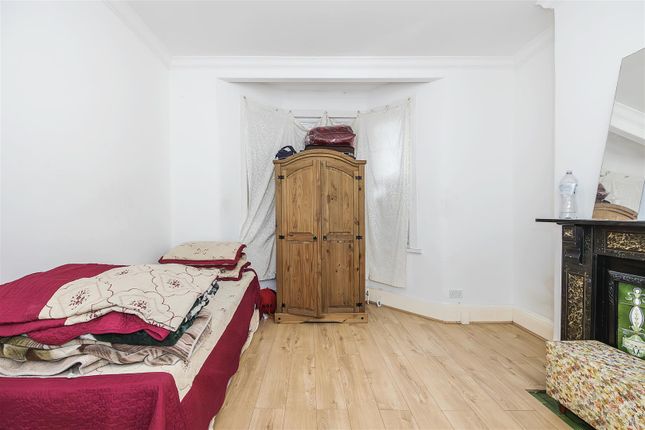 Flat for sale in Neville Road, Forest Gate, London