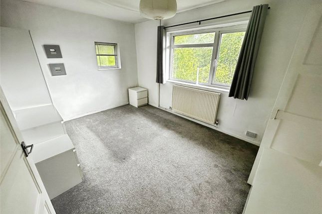 72, Fred Lee Grove, Coventry photo 5