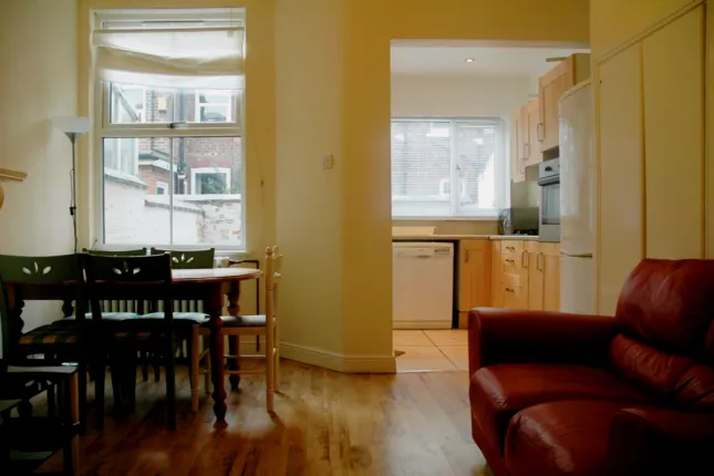 apartment near Parkfield Street, 123, Parkfield Street, Manchester photo 3