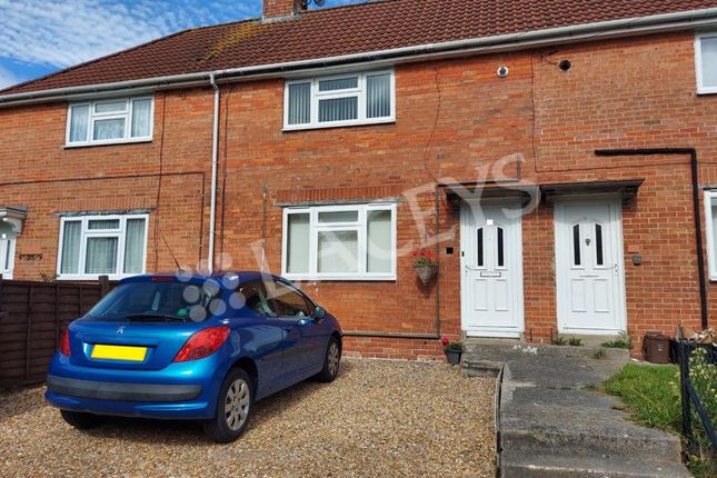 Thumbnail Terraced house to rent in Hillcrest Road, Yeovil