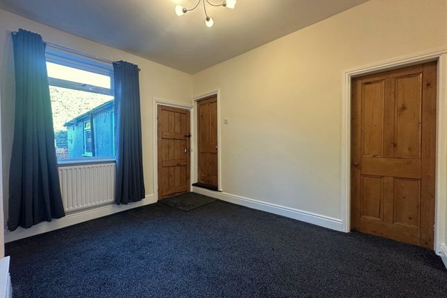 19, Woodshutts Street, Kidsgrove photo 4