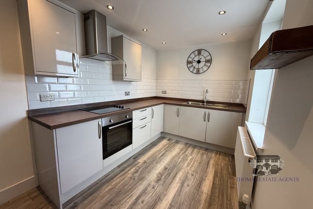 3, Thomas Street, Tonypandy photo 4