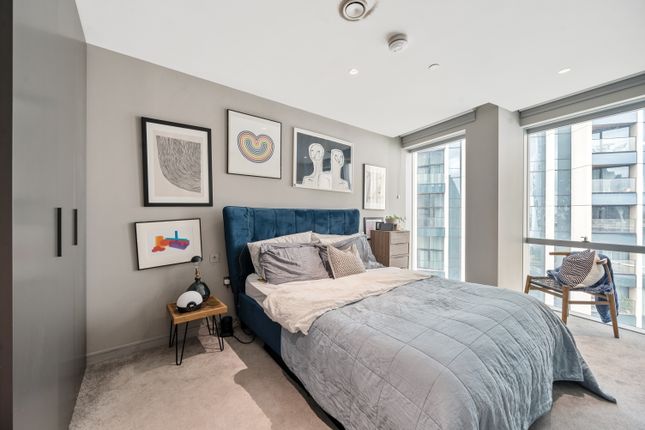 Flat 405, 2, Cutter Lane, Greenwich photo 4