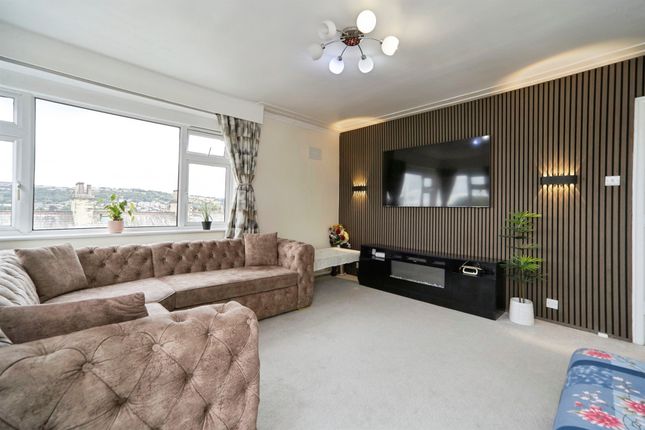 15, Ashdown Court, Bradford Road, Shipley photo 2
