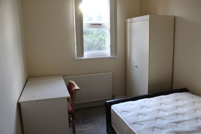 Terraced house to rent in Balfour Road, Nottingham