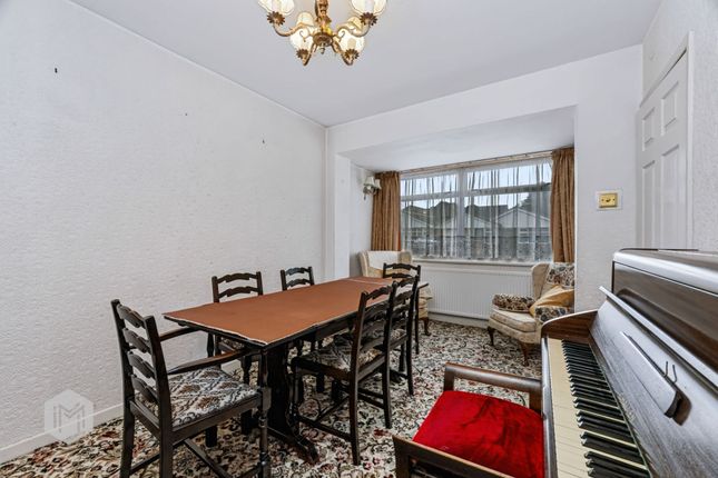 9 Oakdale, Bolton photo 4